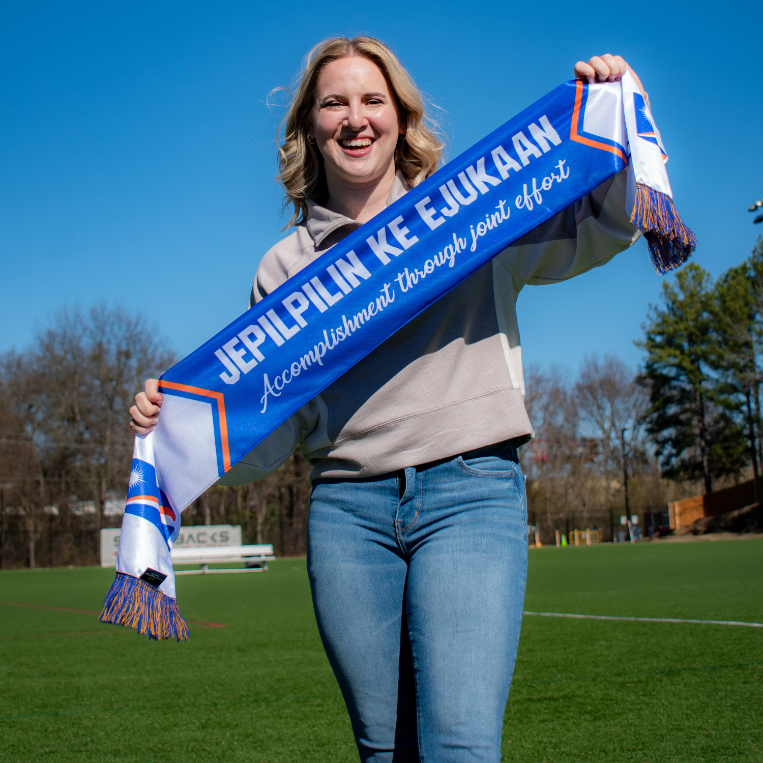 Fan Scarf Jepilpilin Ke Ejukaan
